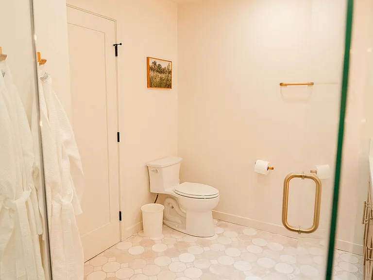 10461 Shadyridge Dr — Photo 37