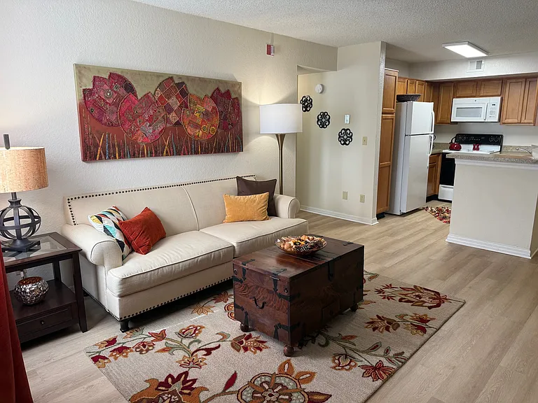 River Park Apartments — Photo 72