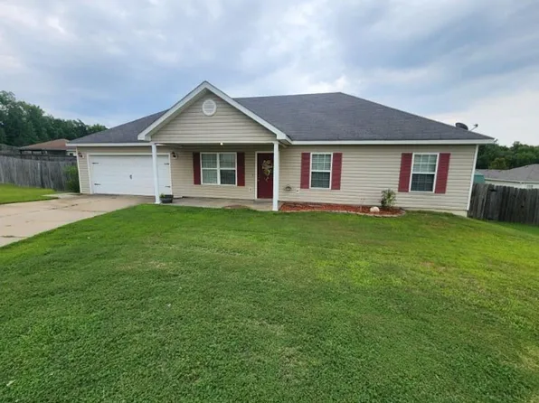 1422 Saw Grass Cv, Benton, AR 72019