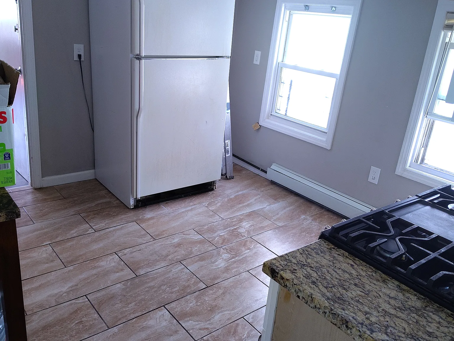 3 bed, $2,100 — Photo 4