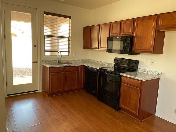 5th image of 21050 E Avenida Del Valle