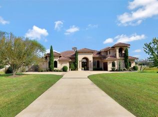 3015 Mandale Rd, Friendswood, TX 77546