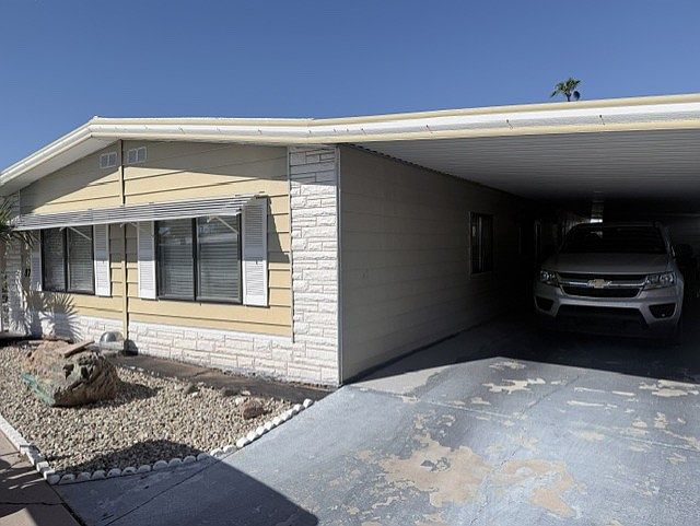 1st image of 3104 E Broadway Rd Lot 87