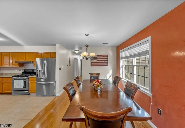 23 Chester Ave #2 — Photo 4