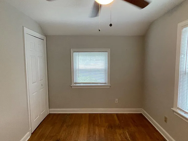 2528 N Winchester St — Photo 17