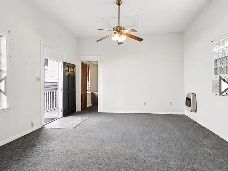 4125 Magazine St — Photo 2