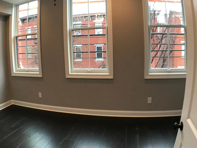 614 N 16th St #3 — Photo 11