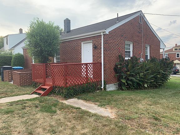 4th image of 2402 Berkley Ave SW