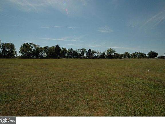 2nd image of 1 Springer Farm Ln