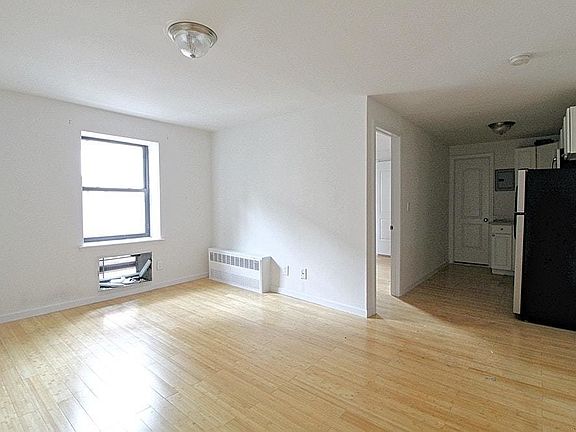 2nd image of 340 E 90th St APT 3C