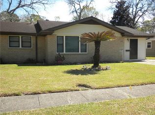 49 Hennessey Ct, River Ridge, LA 70123