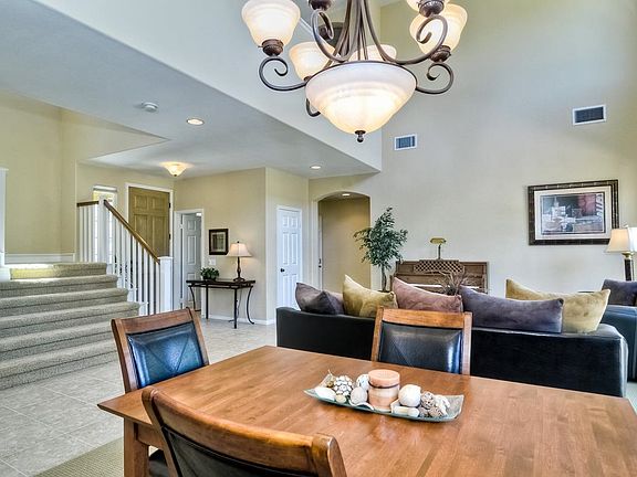 5th image of 2370 Douglaston Gln