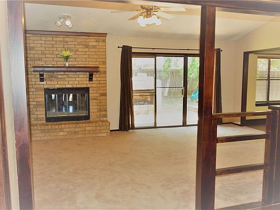 5th image of 2617 Countrywood Ln