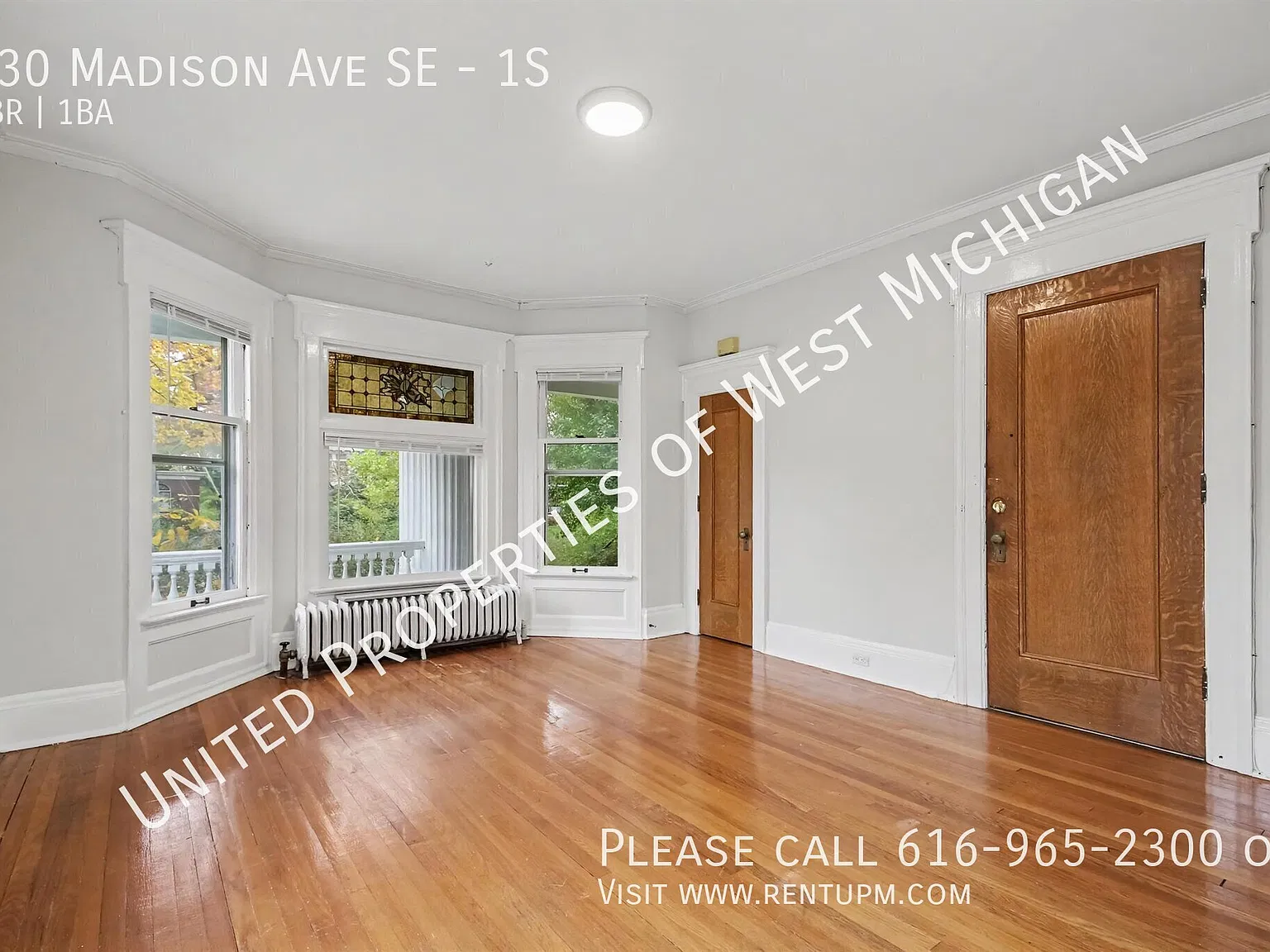 630 Madison Ave SE — Photo 4