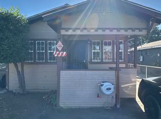 140 E 77th St, Los Angeles, CA 90003