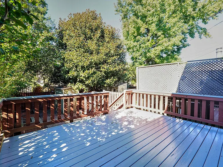 1126 Powhatan St — Photo 16