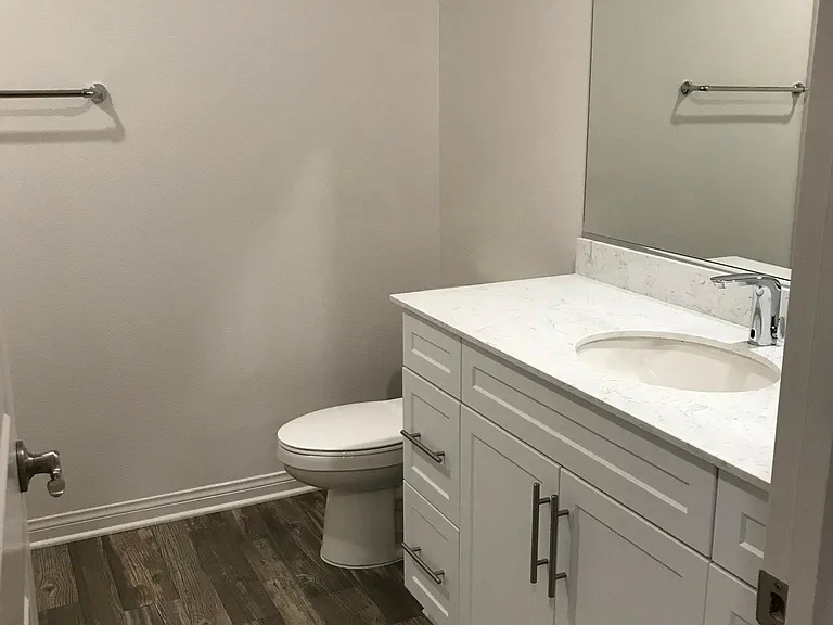363 Solares St — Photo 14