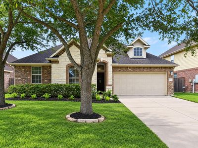 2203 Summit Pass Ln, League City, TX, 77573