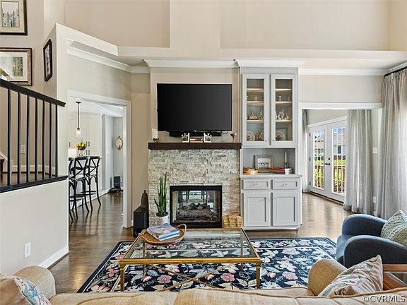 3rd image of 10921 Dominion Fairways Ln