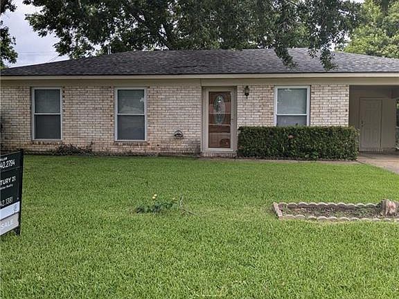 3rd image of 5720 Larkspur Dr