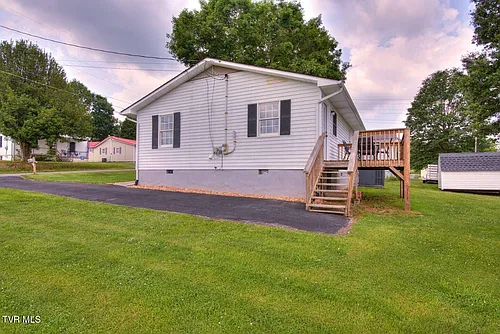 2418 Vines St Photo 1