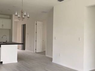 8968 Madrid Cir, Naples, FL 34104