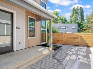 852 S Donovan St, Seattle, WA 98108