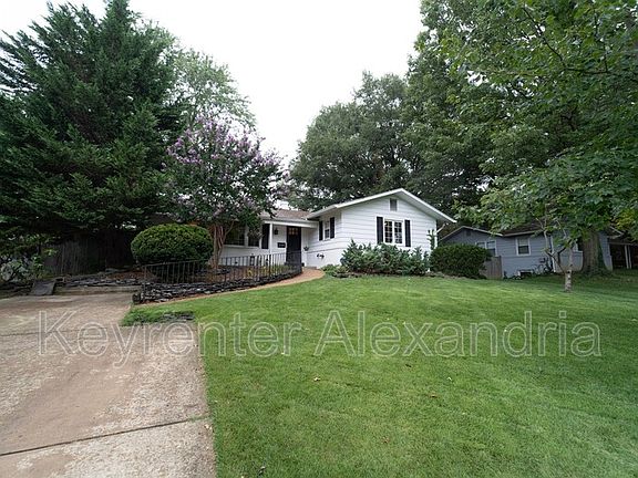 5th image of 8400 Ashwood Dr