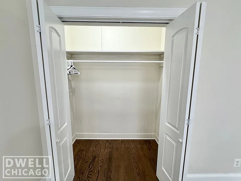 3837 N Greenview Ave #1E — Photo 7