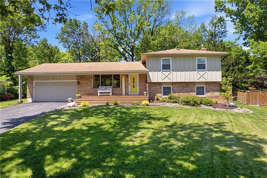 9336 Hardy Dr, Overland Park, KS 66212 | MLS #2618682 | Zillow