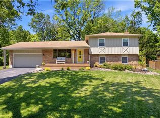 9336 Hardy Dr, Overland Park, KS 66212