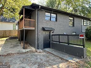3rd image of 1215 Westview Dr SW #B