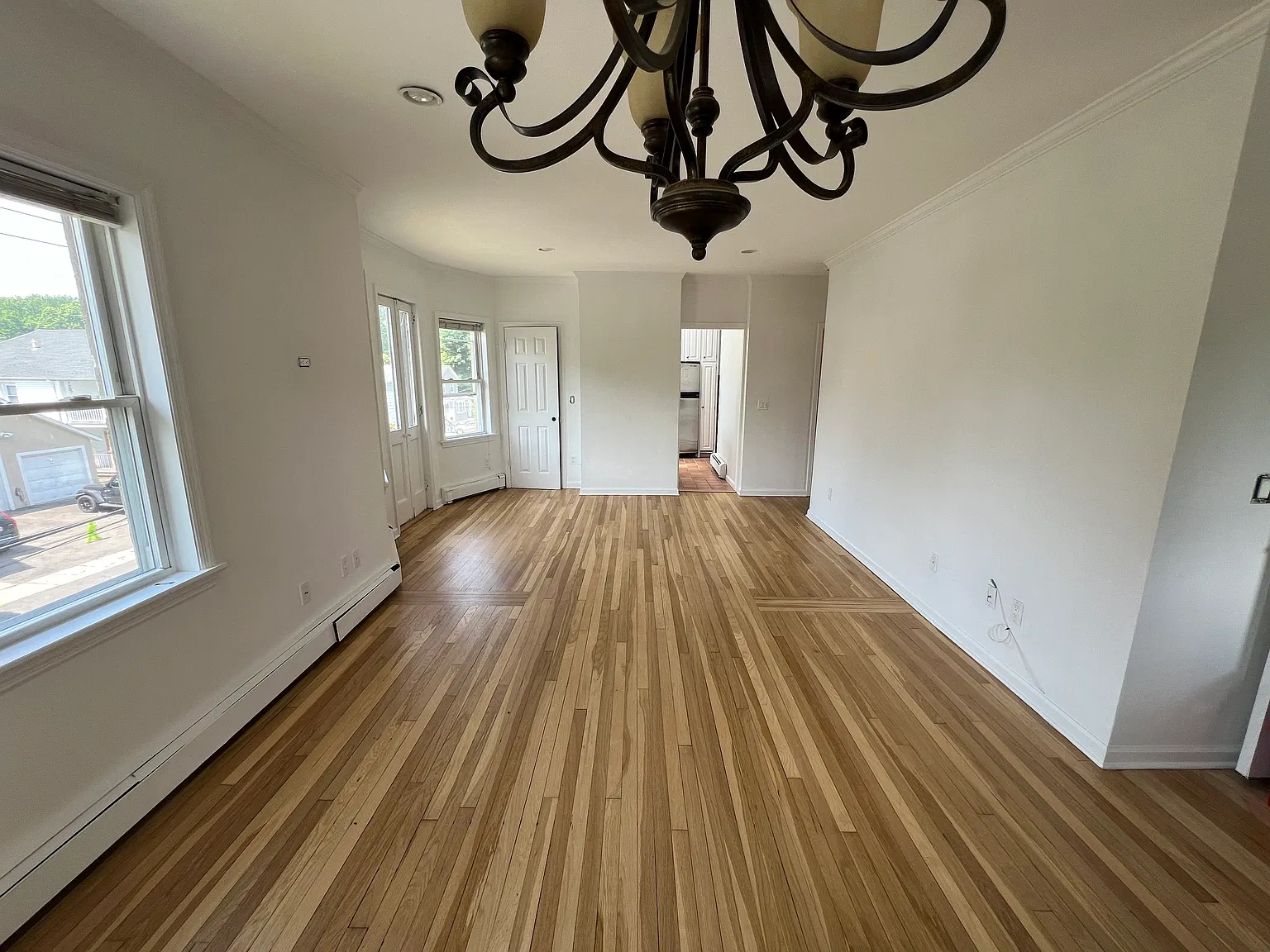 2 bed, 1200 sqft, $3,850 — Photo 4
