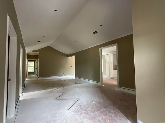 5th image of 235 Kayla Ln