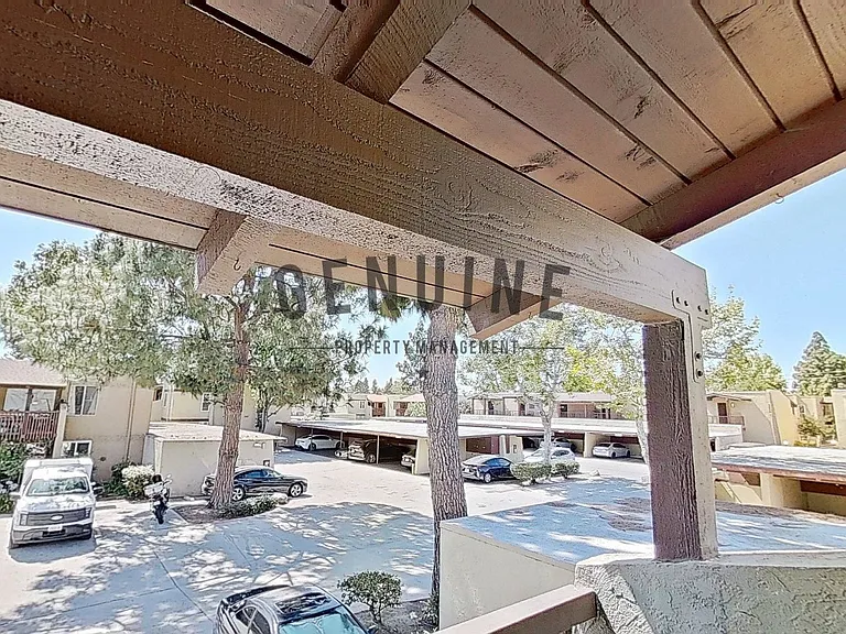 1040 W Macarthur Blvd #50 — Photo 15