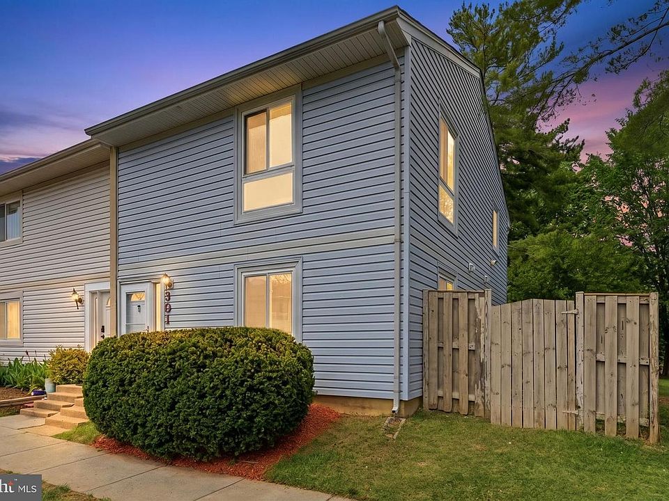 1st image of 301 Reneau Way