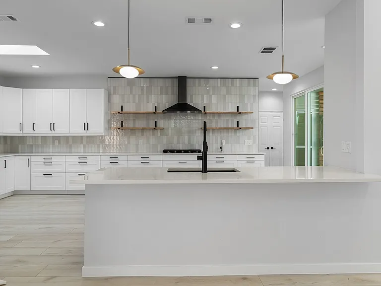14140 Regency Pl — Photo 15