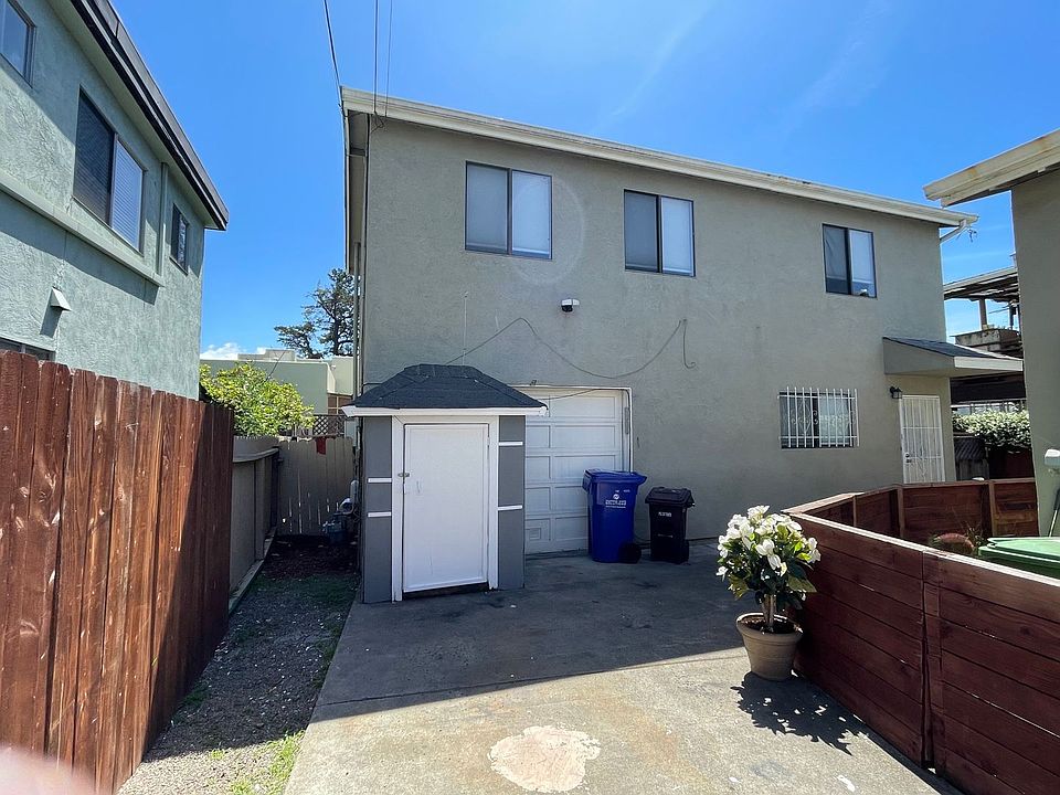 1st image of 3018-3020 Maple Ave