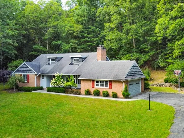 164 Laurel Dr, Wht Sulphur S, WV 24986