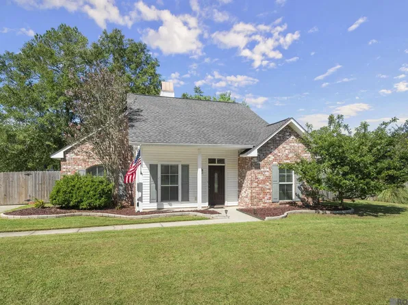 32595 Madeline Dr, Denham Springs, LA 70706