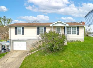 207 Columbia Dr, Canonsburg, PA