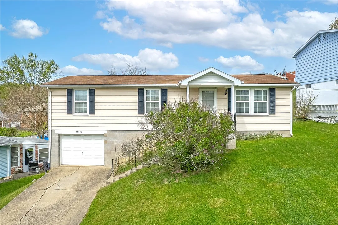 207 Columbia Dr photo 1