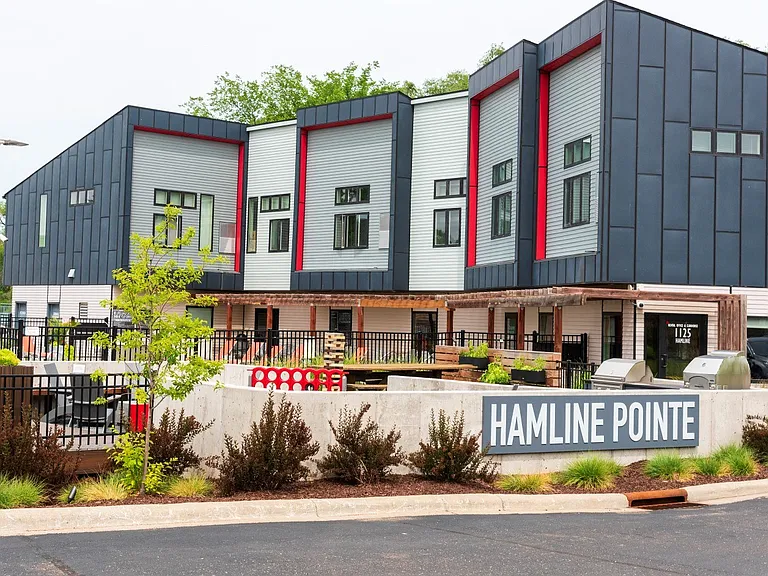 Hamline Pointe Apartments — Photo 1