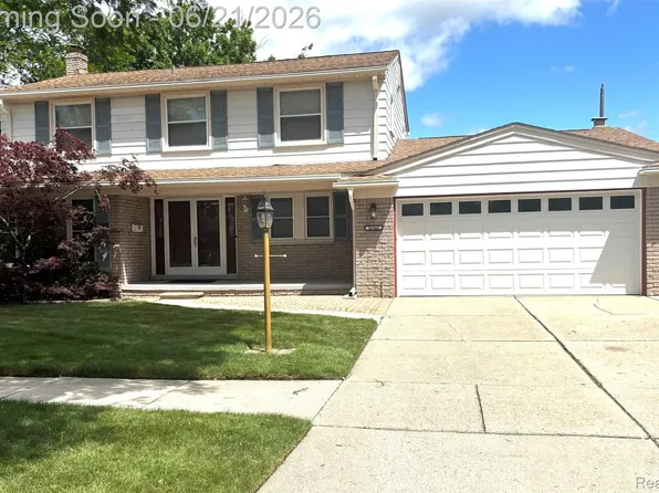 26366 Cecile St, Dearborn Heights, MI 48127