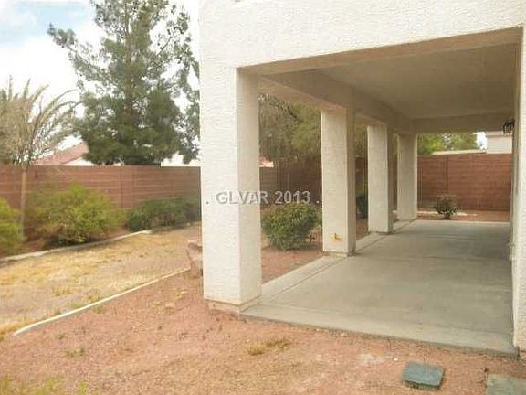 4th image of 8048 Villa Fiesta St