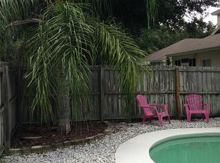 5810 Meadowpark Pl, Lithia, FL 33547