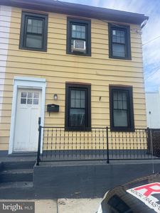 709 Saint Joseph St, Lancaster, PA, 17603