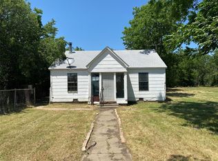 5319 Old Handley Rd, Fort Worth, TX 76112