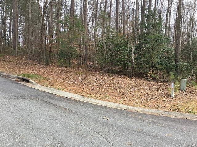 1st image of 107 Covedale Ct