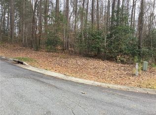 107 Covedale Ct, Troutman, NC 28166